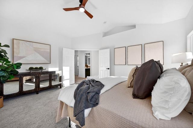 4939 Windsor Village Ln, Fair Oaks, CA 95628