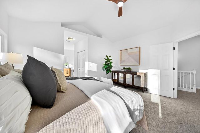 4939 Windsor Village Ln, Fair Oaks, CA 95628