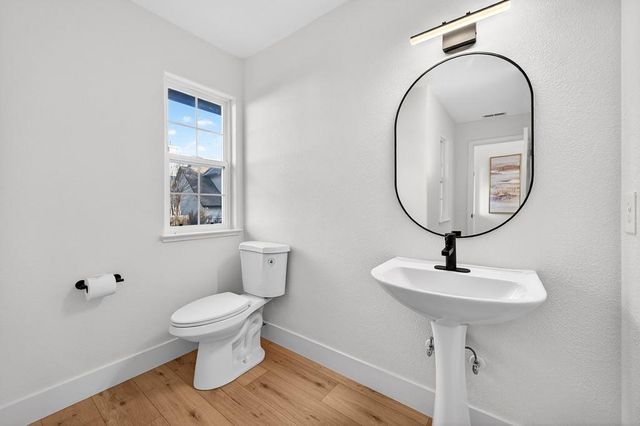 4939 Windsor Village Ln, Fair Oaks, CA 95628