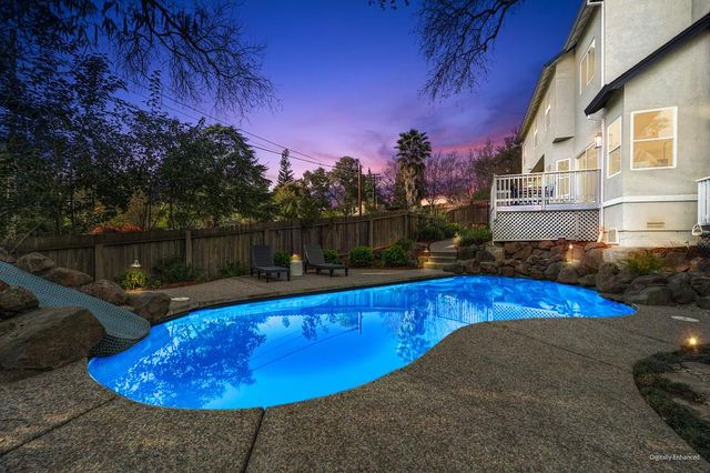 4939 Windsor Village Ln, Fair Oaks, CA 95628