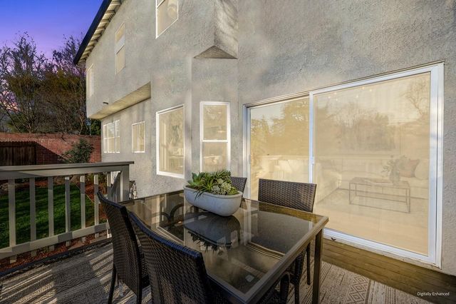 4939 Windsor Village Ln, Fair Oaks, CA 95628