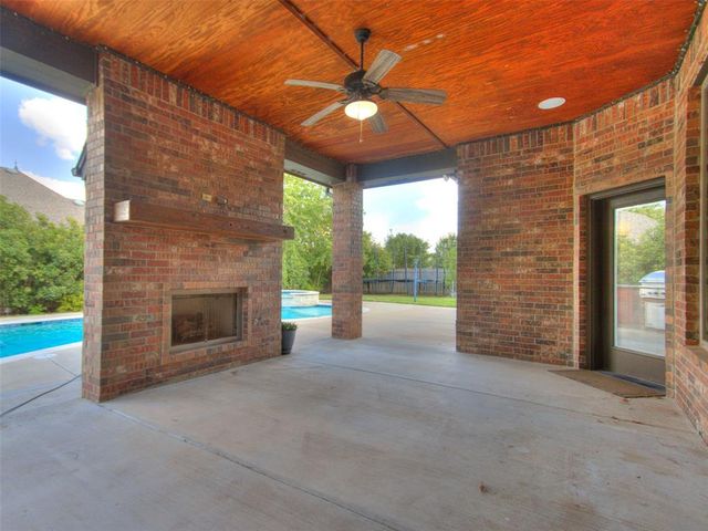 4301 Hackney Wick Road, Norman, OK 73072