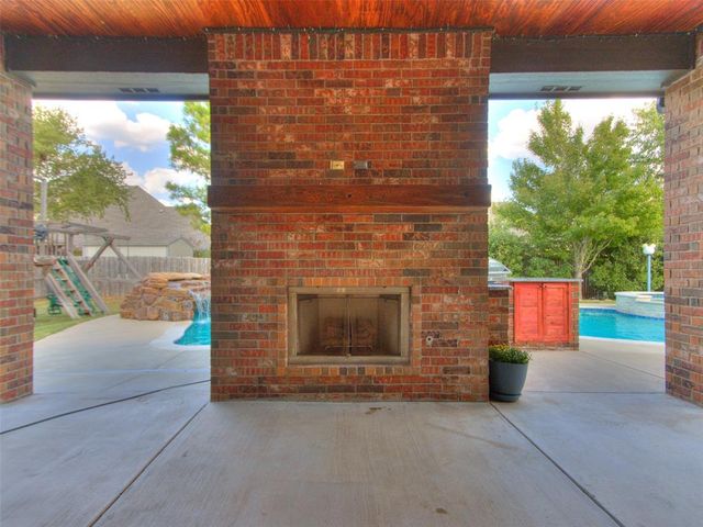 4301 Hackney Wick Road, Norman, OK 73072