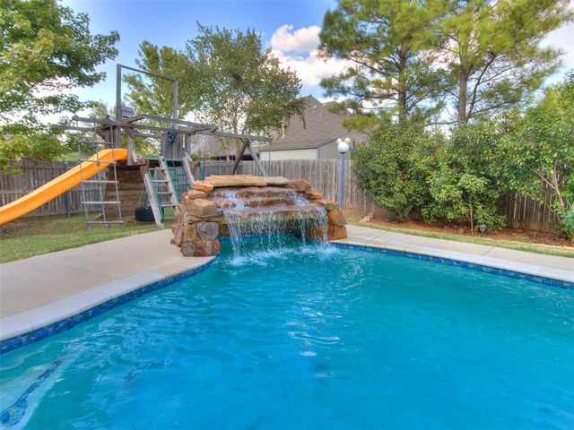 4301 Hackney Wick Road, Norman, OK 73072