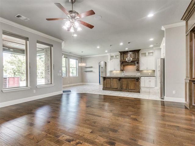 4301 Hackney Wick Road, Norman, OK 73072