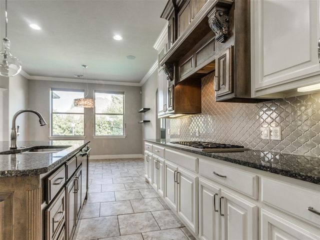 4301 Hackney Wick Road, Norman, OK 73072