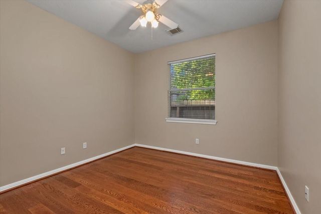 2 Mellow Wood Place, The Woodlands, TX 77381