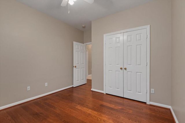 2 Mellow Wood Place, The Woodlands, TX 77381