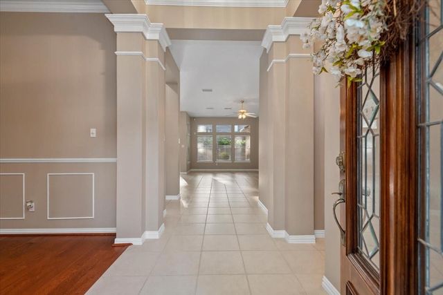 2 Mellow Wood Place, The Woodlands, TX 77381