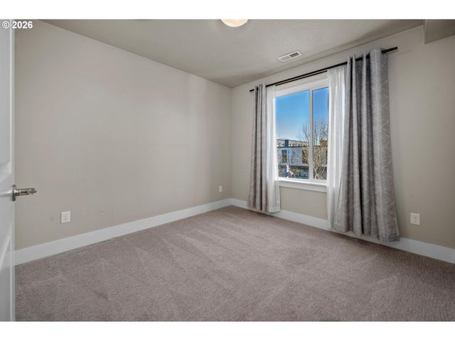 337 Ne MORRIS St, Portland, OR 97212