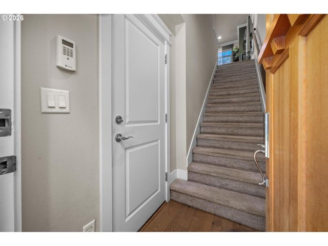 337 Ne MORRIS St, Portland, OR 97212