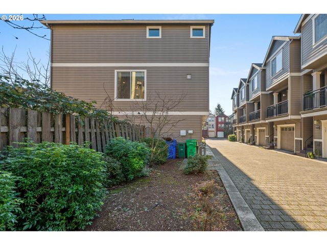 337 Ne MORRIS St, Portland, OR 97212