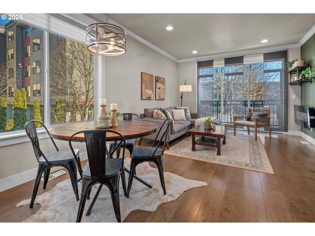 337 Ne MORRIS St, Portland, OR 97212