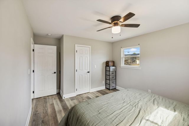 697 Cross Street, Rossville, GA 30741