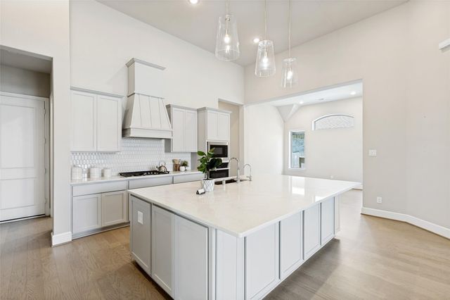 2723 Lakeside Shore Drive, League City, TX 77573