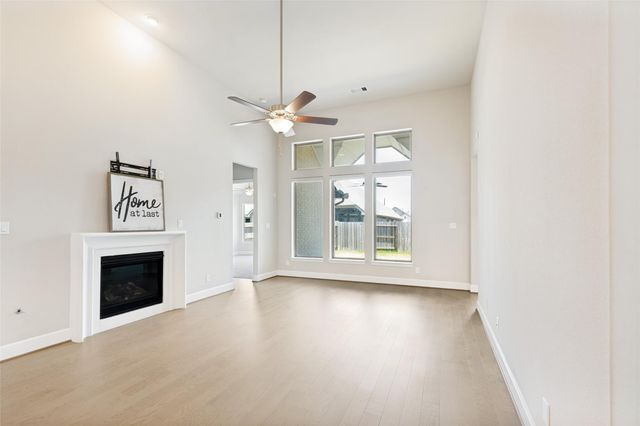 2723 Lakeside Shore Drive, League City, TX 77573