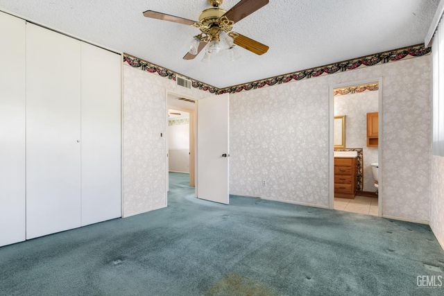 2715 Clemson Court, Bakersfield, CA 93306
