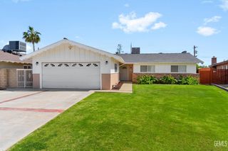 2715 Clemson Court, Bakersfield, CA 93306