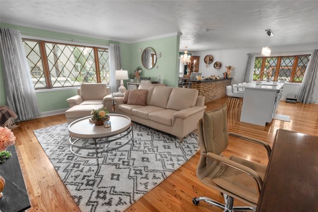 4416 VILLAGE Street, Erie, PA 16506