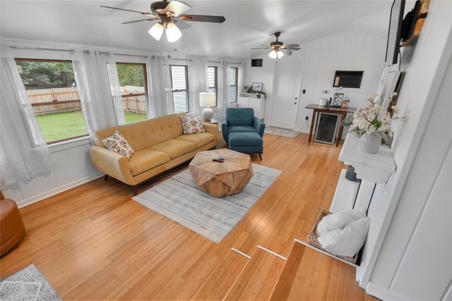 4416 VILLAGE Street, Erie, PA 16506