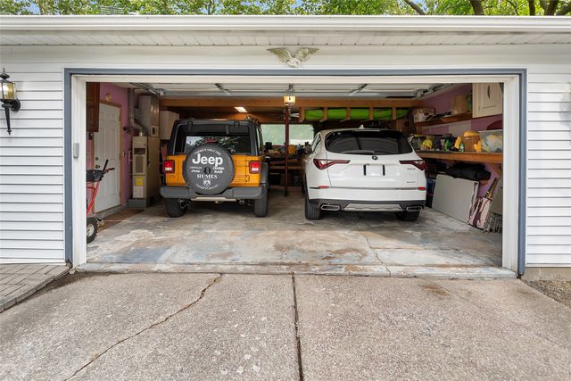 4416 VILLAGE Street, Erie, PA 16506