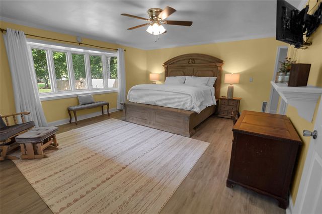 4416 VILLAGE Street, Erie, PA 16506