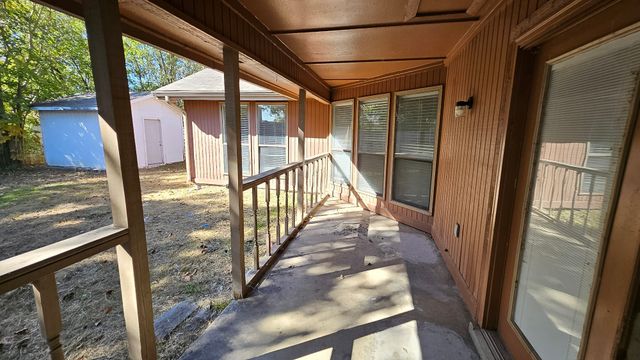 404 Lemon Drive, Arlington, TX 76018