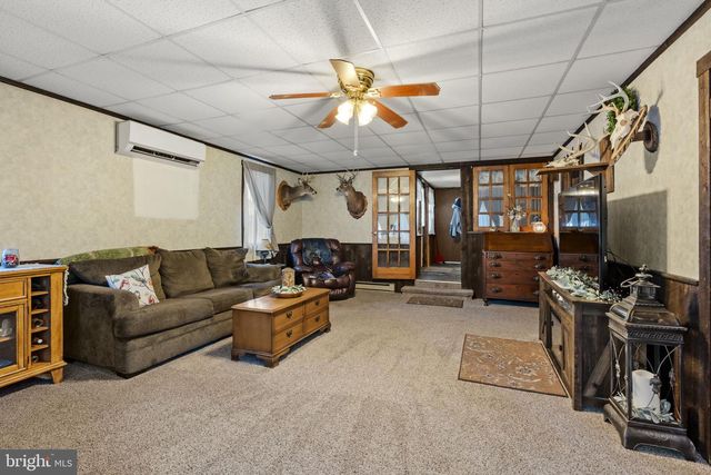 225 HARTINGS PARK RD, Denver, PA 17517