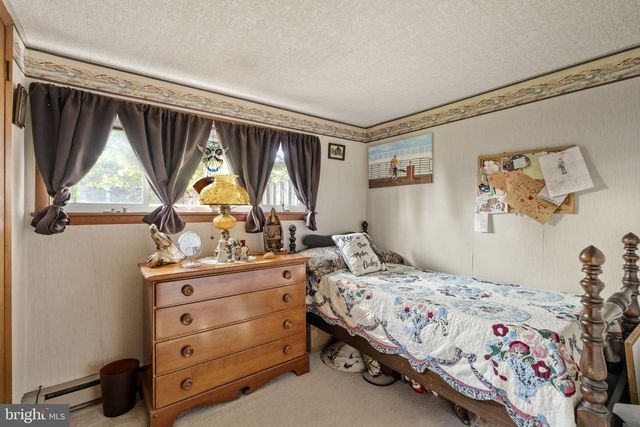 225 HARTINGS PARK RD, Denver, PA 17517