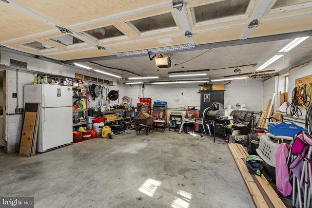 225 HARTINGS PARK RD, Denver, PA 17517