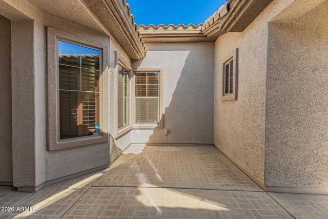 2416 W Kachina Trail, Phoenix, AZ 85041
