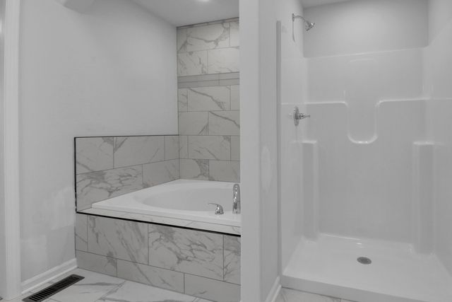 3008 W 82nd Place, Merrillville, IN 46410