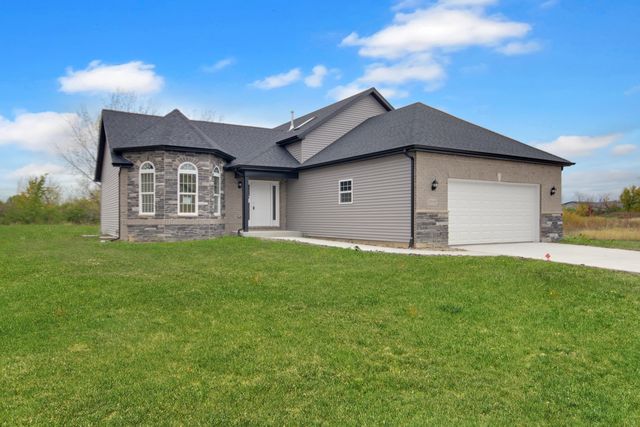 3008 W 82nd Place, Merrillville, IN 46410