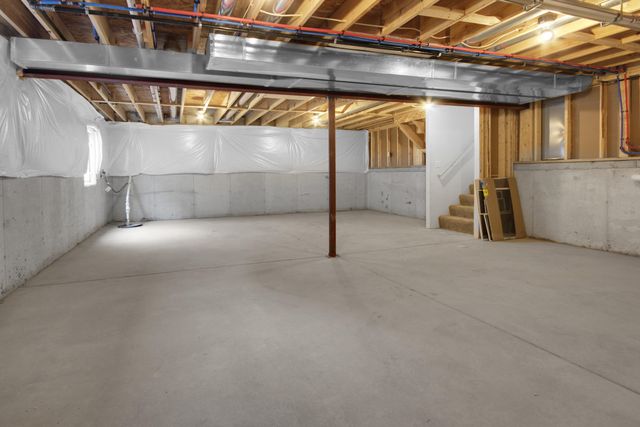 3008 W 82nd Place, Merrillville, IN 46410