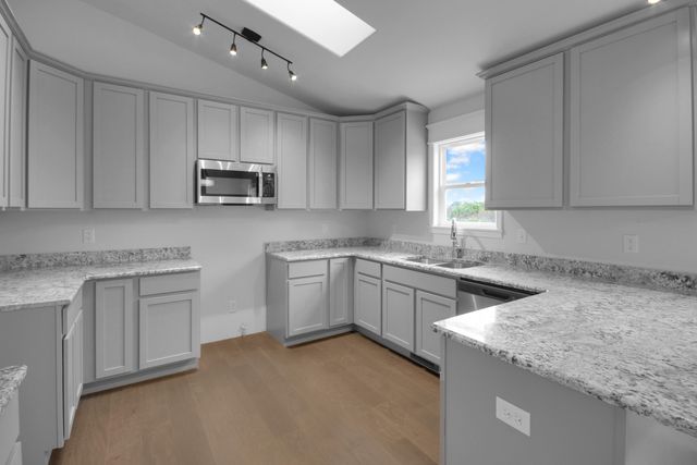 3008 W 82nd Place, Merrillville, IN 46410