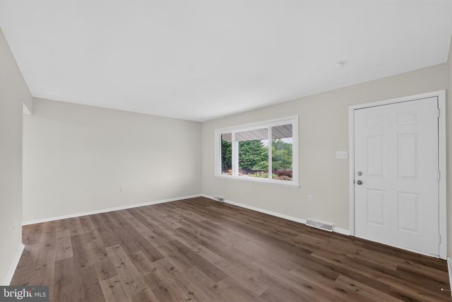 2733 FRIDINGER MILL RD, Manchester, MD 21102