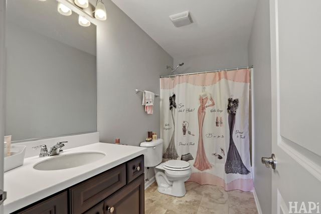 1798 Newberry Lane, Hoffman Estates, IL 60192