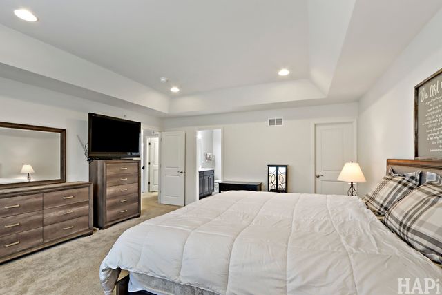 1798 Newberry Lane, Hoffman Estates, IL 60192