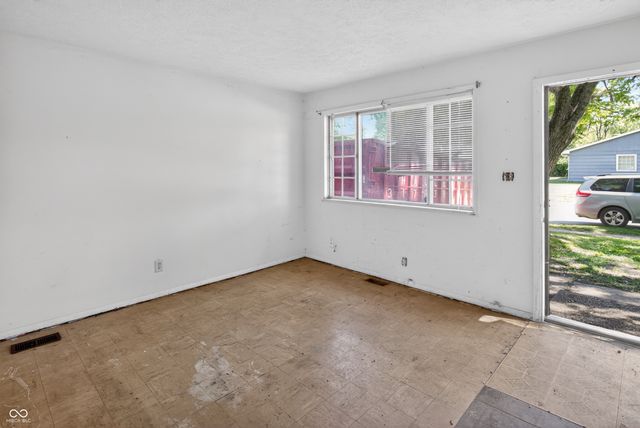 8538 Montery Road, Indianapolis, IN 46226