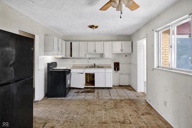 8538 Montery Road, Indianapolis, IN 46226