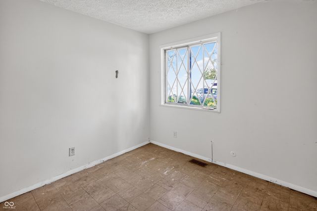 8538 Montery Road, Indianapolis, IN 46226