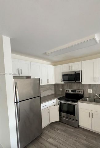 1595 NE 135th St 427, North Miami, FL 33161