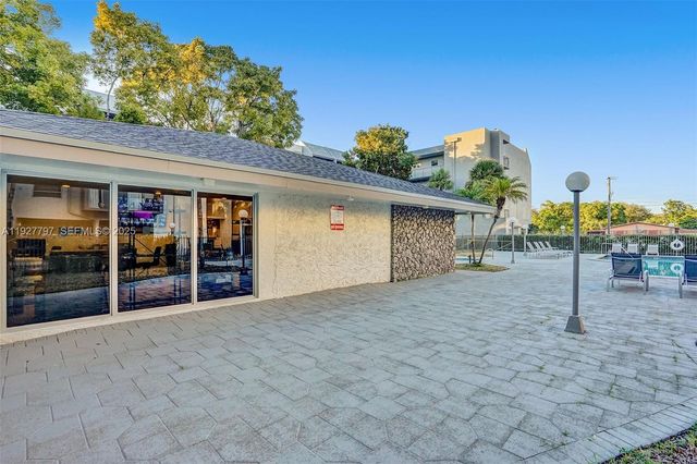 1595 NE 135th St 427, North Miami, FL 33161