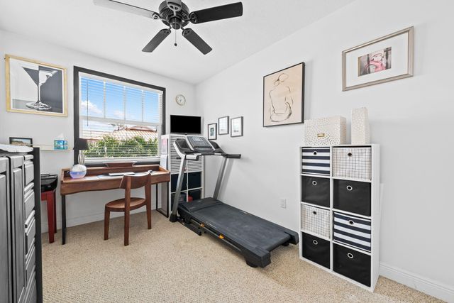 4086 W Palm Aire Drive 18, Pompano Beach, FL 33069