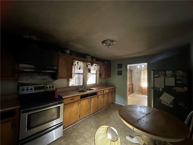 3552 Linecrest Road, Ellenwood, GA 30294