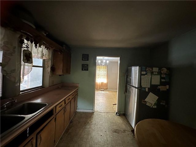 3552 Linecrest Road, Ellenwood, GA 30294