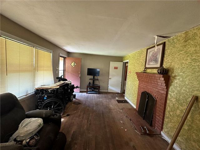 3552 Linecrest Road, Ellenwood, GA 30294