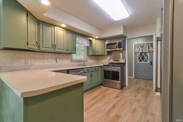 14573 N County Road 600, Lamar, IN 47550