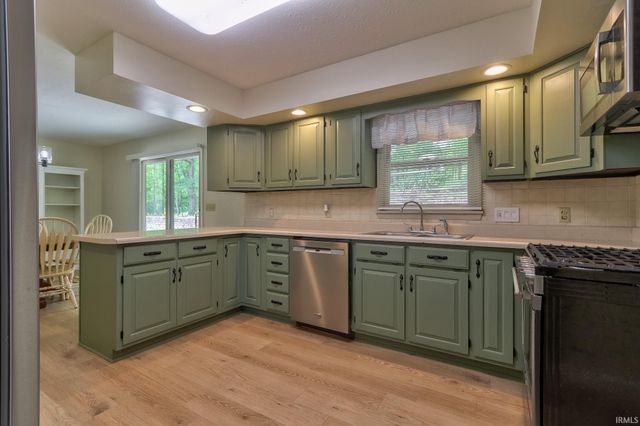 14573 N County Road 600, Lamar, IN 47550