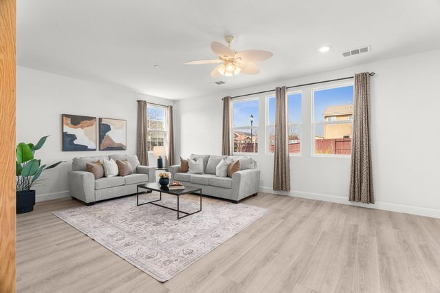 607 Mono Street, Manteca, CA 95337